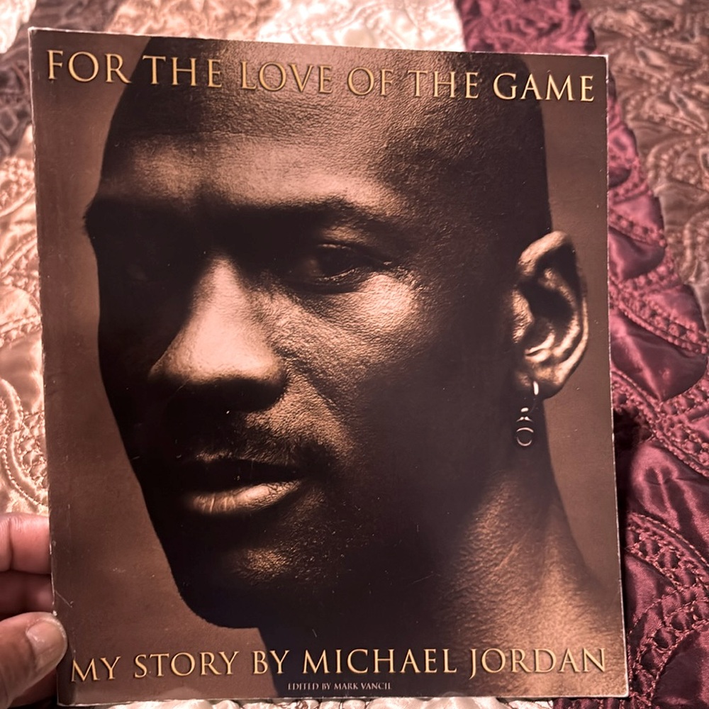 FOR THE LOVE OF THE GAME 
MY STORY BY MICHAEL JORDAN